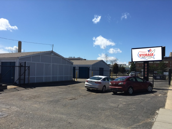 Storage Rentals of America - Kalamazoo - Michigan Ave