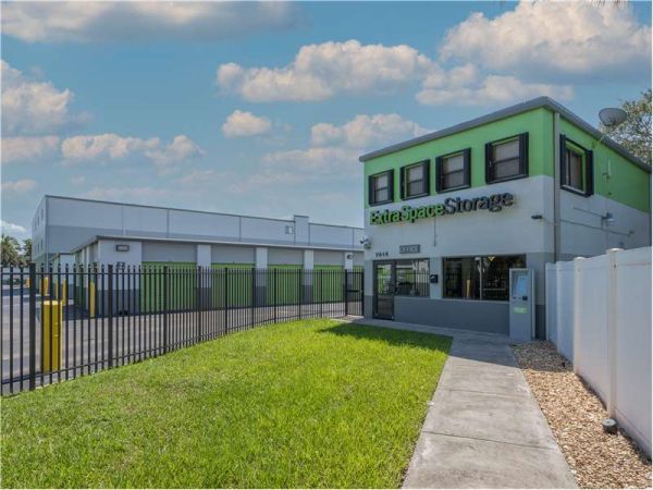 Extra Space Storage - 0254 - Miami - Coral Way