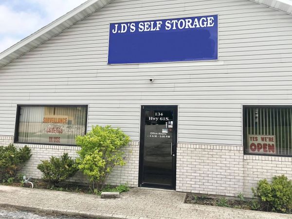 J.D's Self Storage - Hwy 61 S