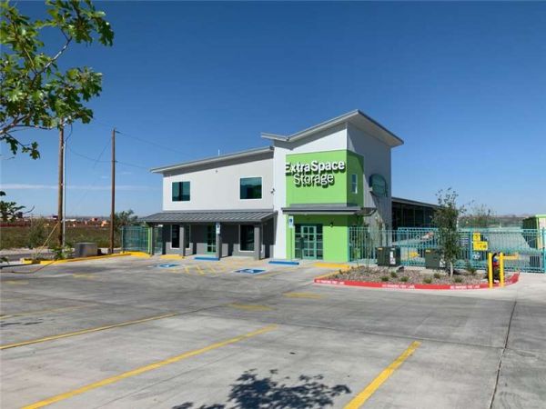 Extra Space Storage - 7273 - Canutillo - Desert Blvd