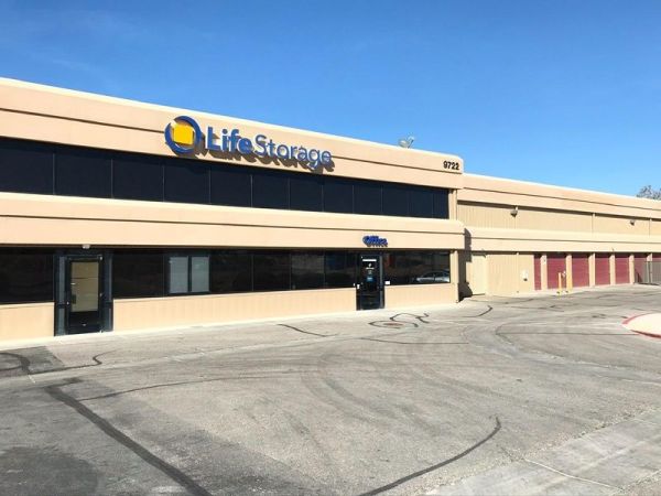 Extra Space Storage - 3482 - Las Vegas - Maule Ave