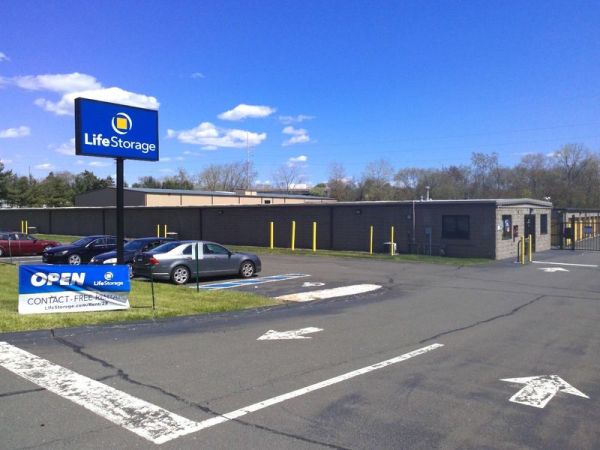 Extra Space Storage - 3017 - North Haven - Stillman Rd