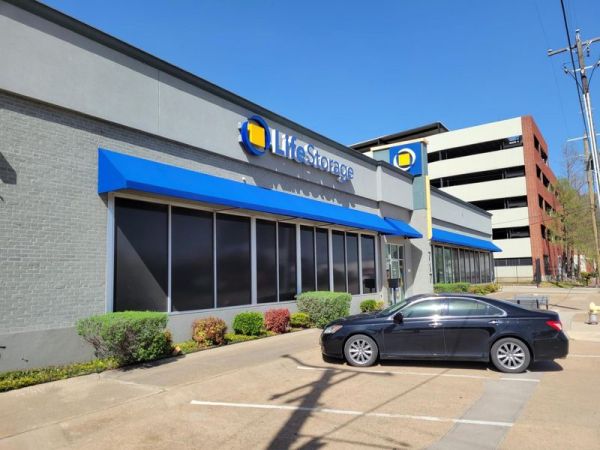 Extra Space Storage - 3471 - Dallas - Good Latimer Expy