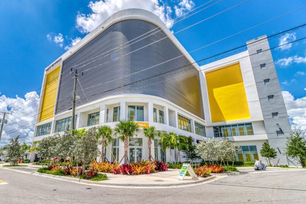 Snapbox Self Storage - Fort Lauderdale - 1401 Southwest 1st Avenue