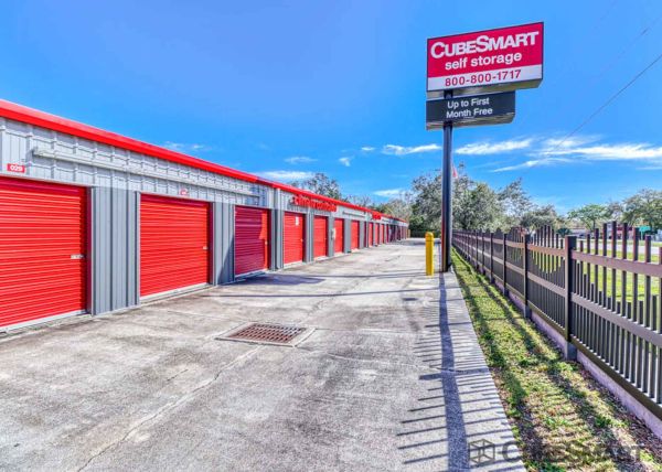 CubeSmart Self Storage - Lutz - 1402 East Bearss Ave