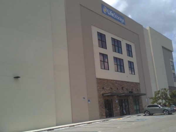 Extra Space Storage - 3871 - West Palm Beach - Belvedere Rd