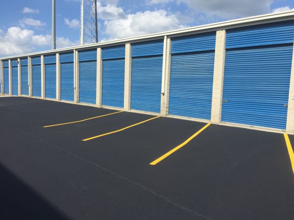 Apple Self Storage in Wauconda, IL