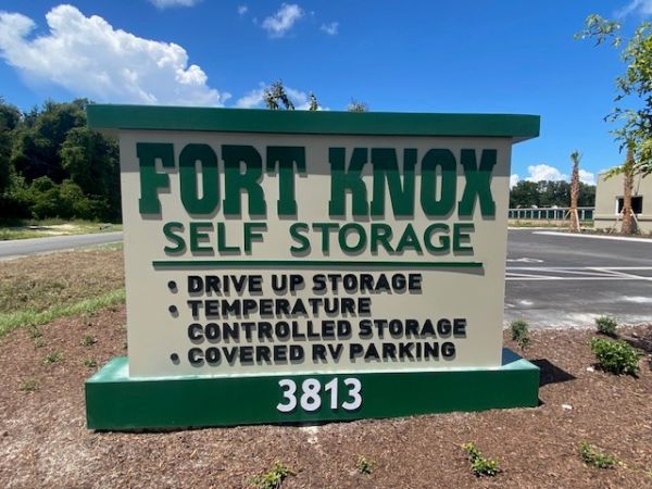 Fort Knox Self Storage - Rogers