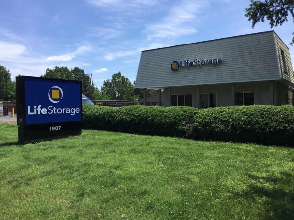 Extra Space Storage - 3373 - Chesapeake - Campostella Rd