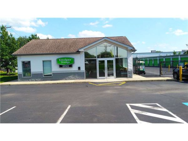 Extra Space Storage - 1332 - Bensalem - 1525 Bristol Pike