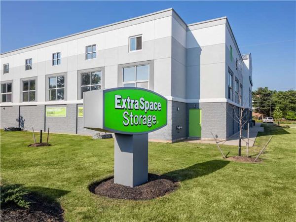 Extra Space Storage - 1097 - Wethersfield - Silas Deane Hwy