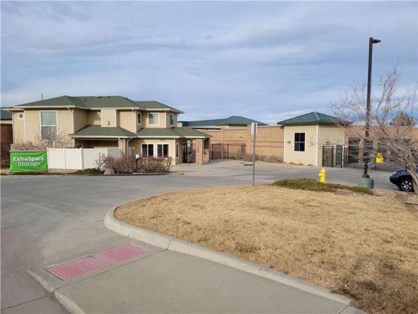 Extra Space Storage - 7800 - Parker - Parkglenn Way