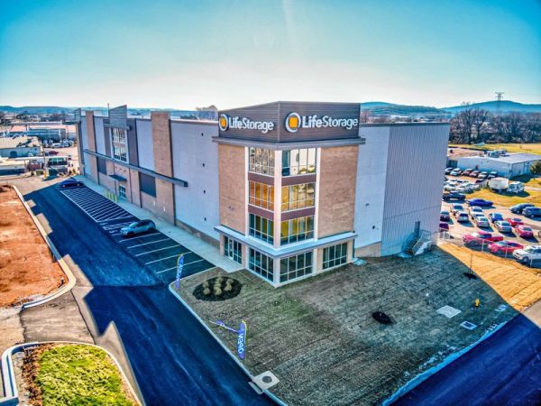 Extra Space Storage - 4163 - Huntsville - 2312 Memorial Pkwy