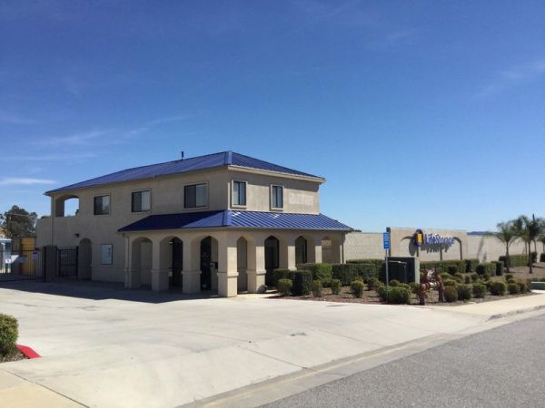 Extra Space Storage - 3432 - Wildomar - Clinton Keith Rd