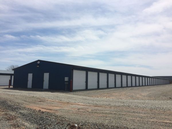 Midway 41 Storage