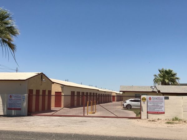 StorWise El Centro