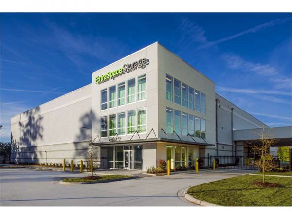 Extra Space Storage - 7309 - Covington - Falconer Dr