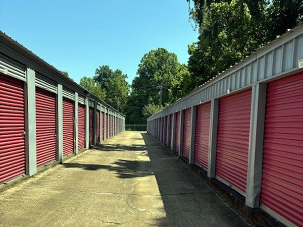Storage Rentals of America - Vicksburg - Wisconsin Ave.