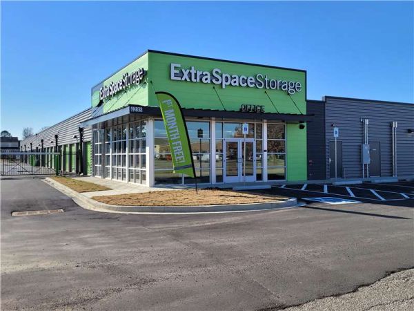 Extra Space Storage - 7548 - Memphis - Hacks Cross Rd