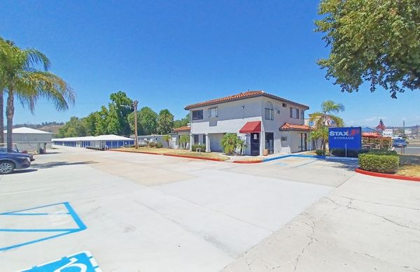 StaxUP Storage - Woodside