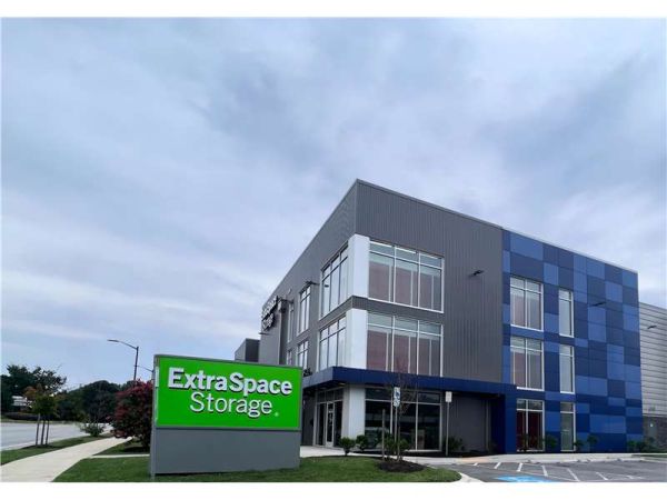 Extra Space Storage - 6063 - Glen Burnie - 8th Ave
