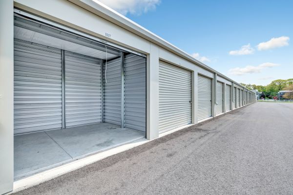 Royal State Storage