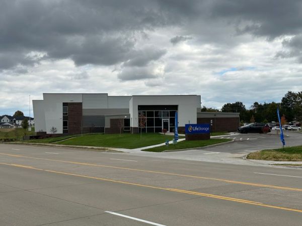 Extra Space Storage - 4229 - St Peters - Woodstone Dr