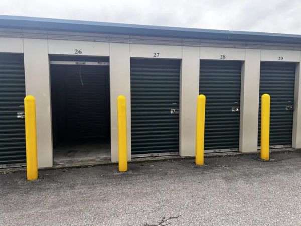 Mini Mall Storage - Nitro - 1st Ave S
