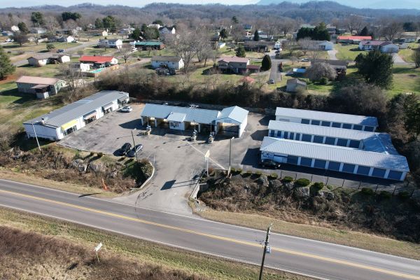 Creekside Storage - Plaza