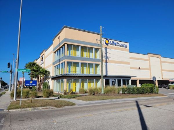 Extra Space Storage - 3593 - Sarasota - Tamiami Trl