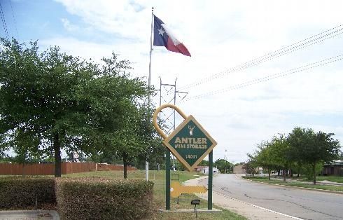 Antler Mini Storage - Thomas Sinclair Blvd