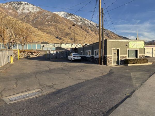 Extra Space Storage - 6747 - Provo - S State St