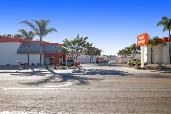 Public Storage - Ventura - 4400 McGrath St