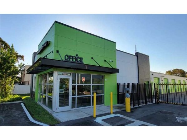 Extra Space Storage - 1067 - Miami - SW 72nd Street