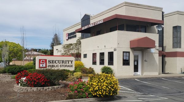 Security Public Storage - Pinole