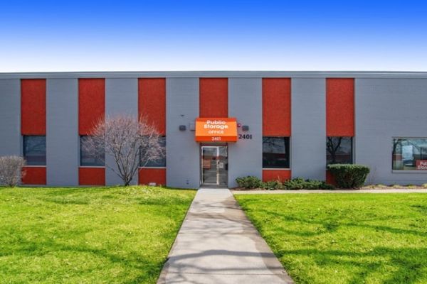 Public Storage - Schaumburg - 2401 Palmer Drive