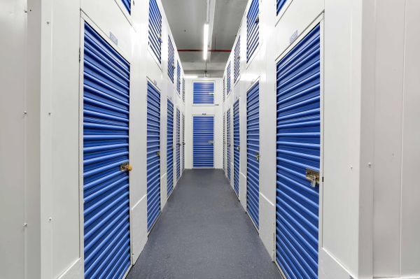 Prime Storage - Harlem