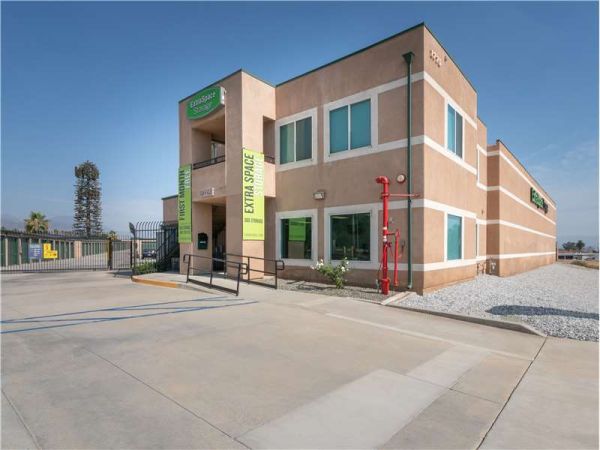 Extra Space Storage - 8529 - Highland - Palm Ave
