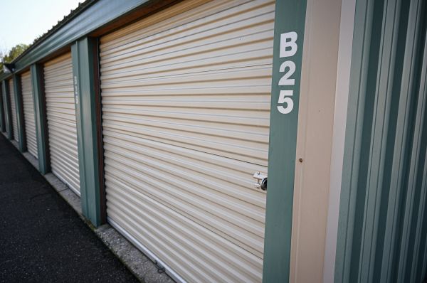 A Safe Mini Storage - Guthrie