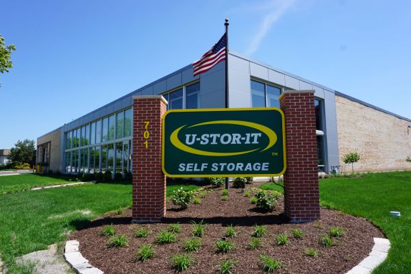 U-STOR-IT Westmont