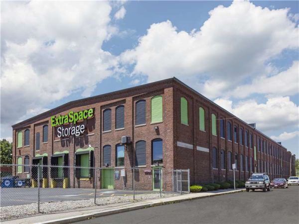 Extra Space Storage - 1204 - Quincy - Weston Av