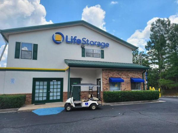 Extra Space Storage - 3692 - Stockbridge - Henry Blvd