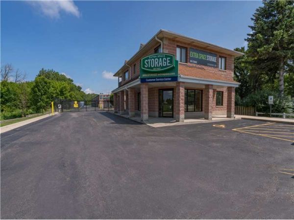Extra Space Storage - 0672 - Deerfield - N Milwaukee Avenue