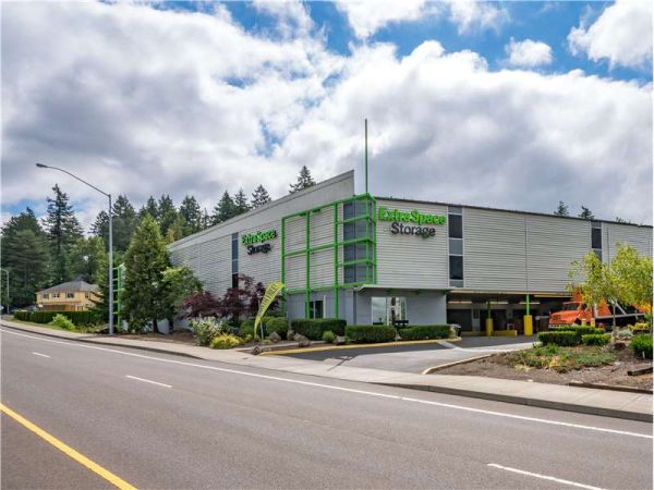 Extra Space Storage - 8619 - Portland - SW Barbur Blvd