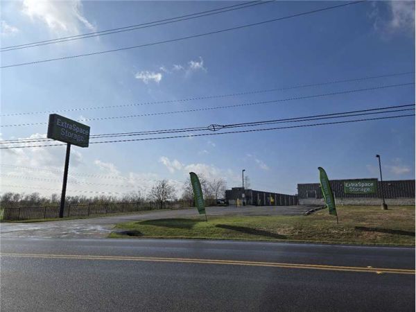 Extra Space Storage - 2227 - San Antonio - E Evans Rd