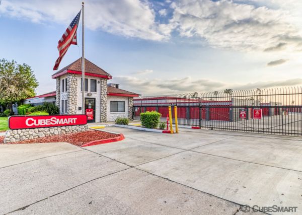 CubeSmart Self Storage - San Bernardino - 950 North Tippecanoe Ave
