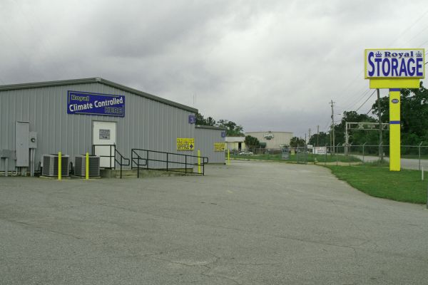 Royal Storage