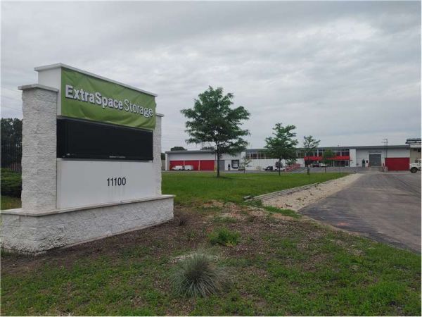 Extra Space Storage - 2011 - West Allis - Cleveland Ave