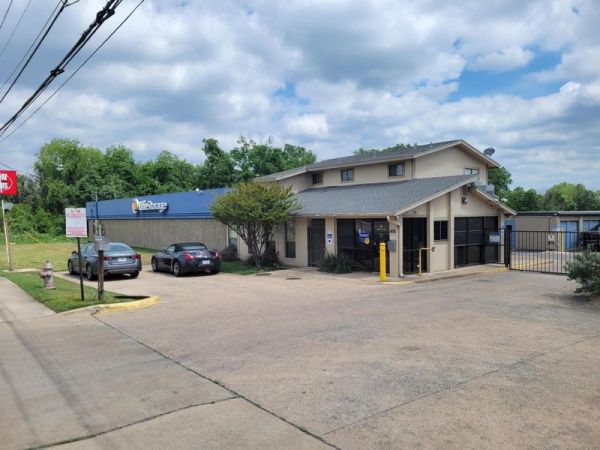 Extra Space Storage - 3295 - Austin - Pond Springs Road