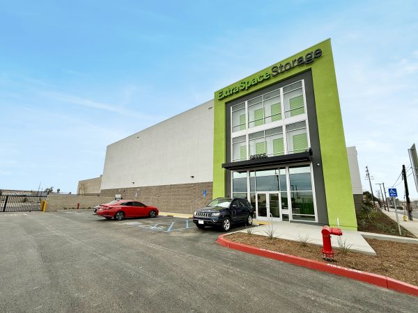 Extra Space Storage - 6619 - Los Angeles - Randolph St